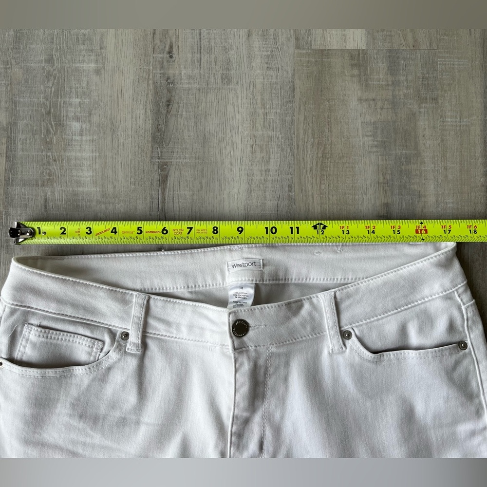 WESTPORT by DRESSBARN Classic Fit White Stretch Jean Capris Size 14 - Picture 8 of 11